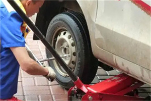 杨镇附近拖车24小时服务热线电话