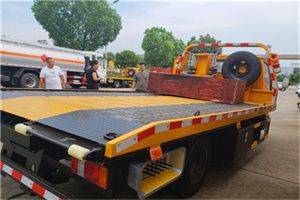 杨镇附近拖车电话号码服务